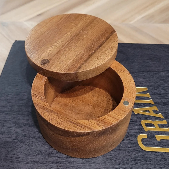 Acacia wood Salt Box with swivel cover - trinket  box - Picture 2 of 5